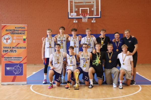 Didžiausias vaikų ir paauglių krepšinio turnyras Klaipėdoje &quot;TOBULA INSTALIACIJA CUP-2025&quot;: apdovanoti pirmieji nugalėtojai